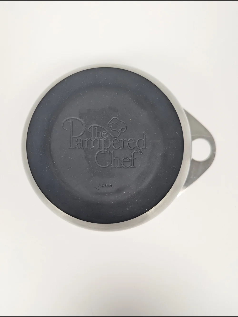 The Pampered Chef Stainless Steel Mixing Bowl Pour Spout Silicone Base 8-Cup 2-L